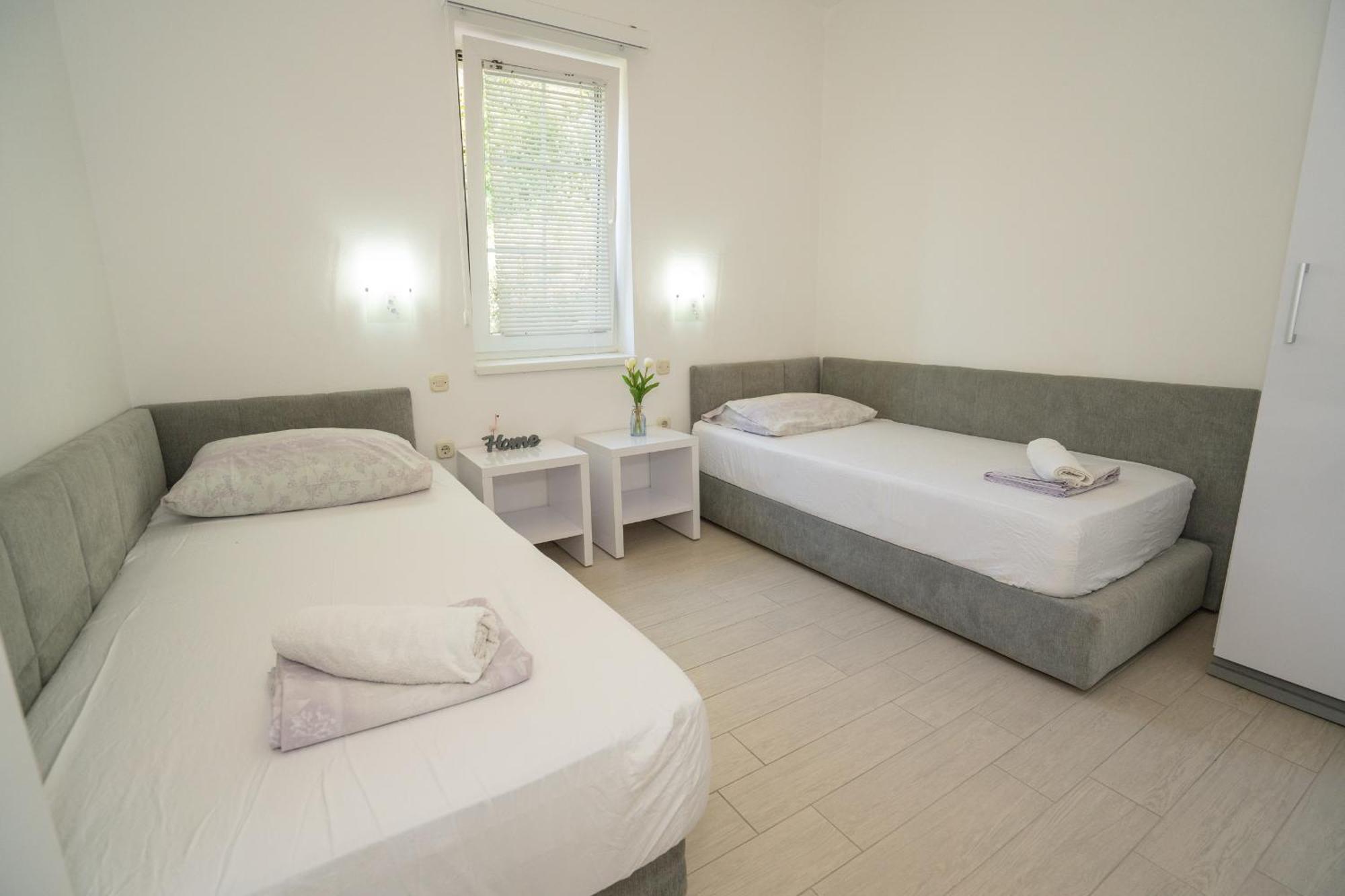 Garden Resort - Apartments Maslina Potocnica Eksteriør bilde