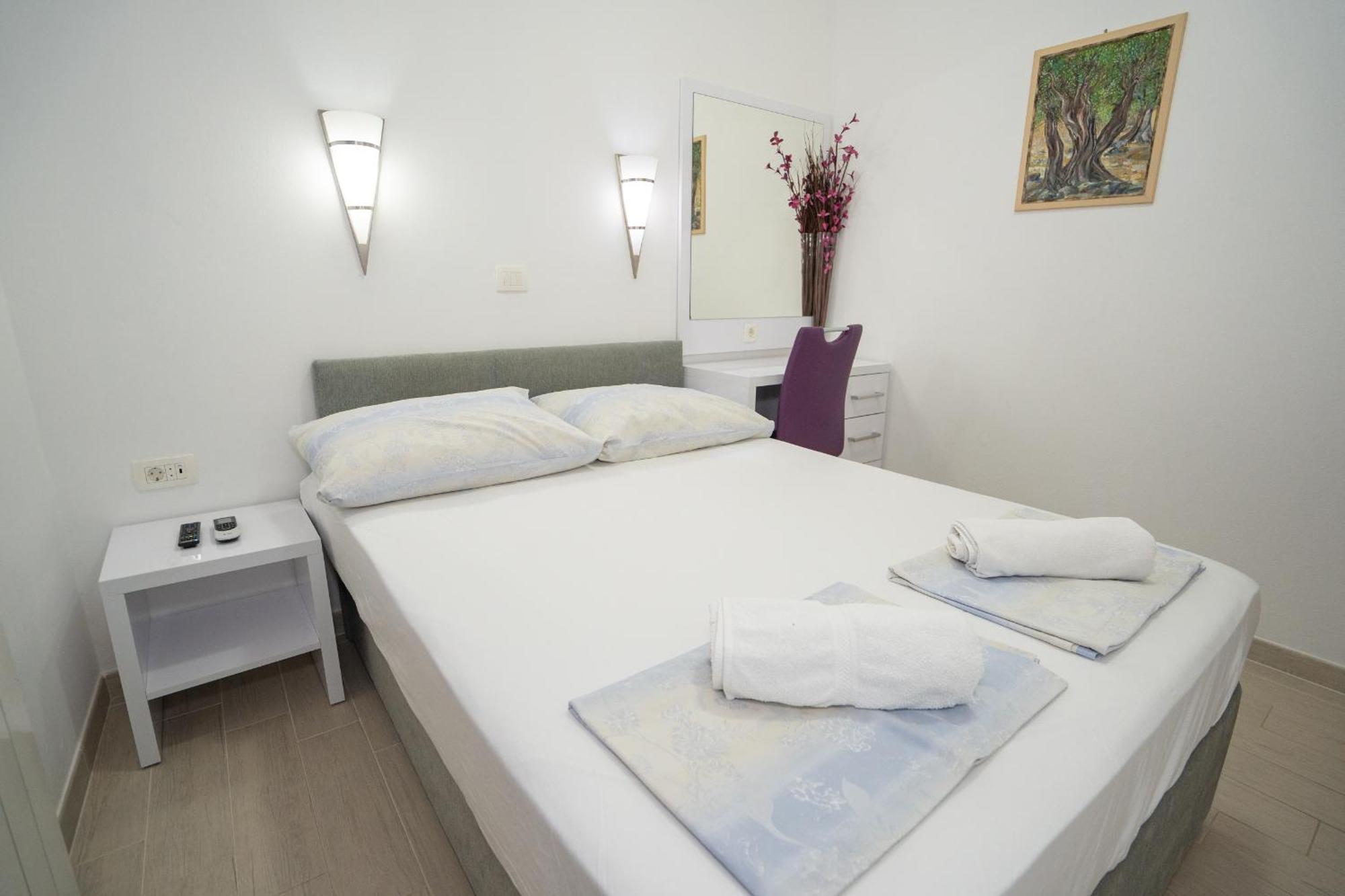Garden Resort - Apartments Maslina Potocnica Rom bilde